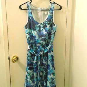 NEW $89 White House Black Market Floral Dress Sz 4
